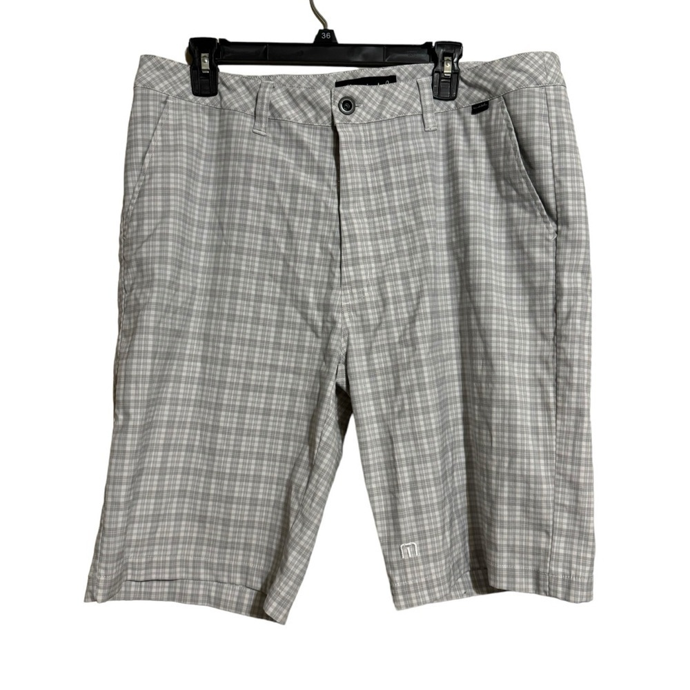 Travis Matthew golf  shorts mens size 36